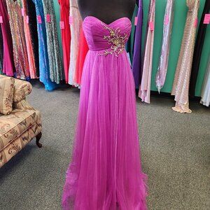Blush 9410 Magenta Size 2 Prom Dress/Formal Gown